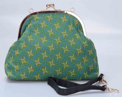 Small Clip Clutch Purse with Handle